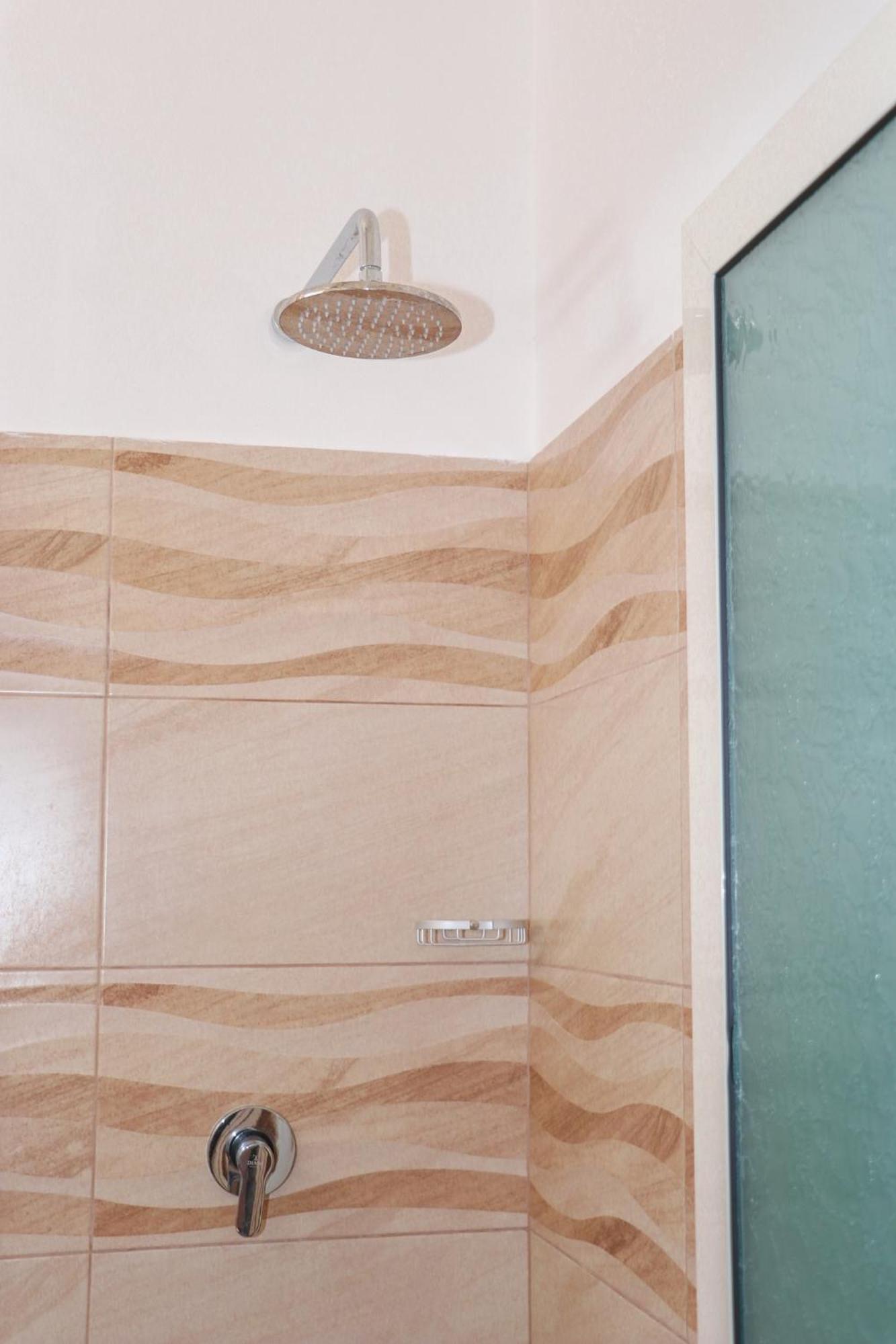 Hotel As Baks-Rrjoll Shkoder Bagian luar foto