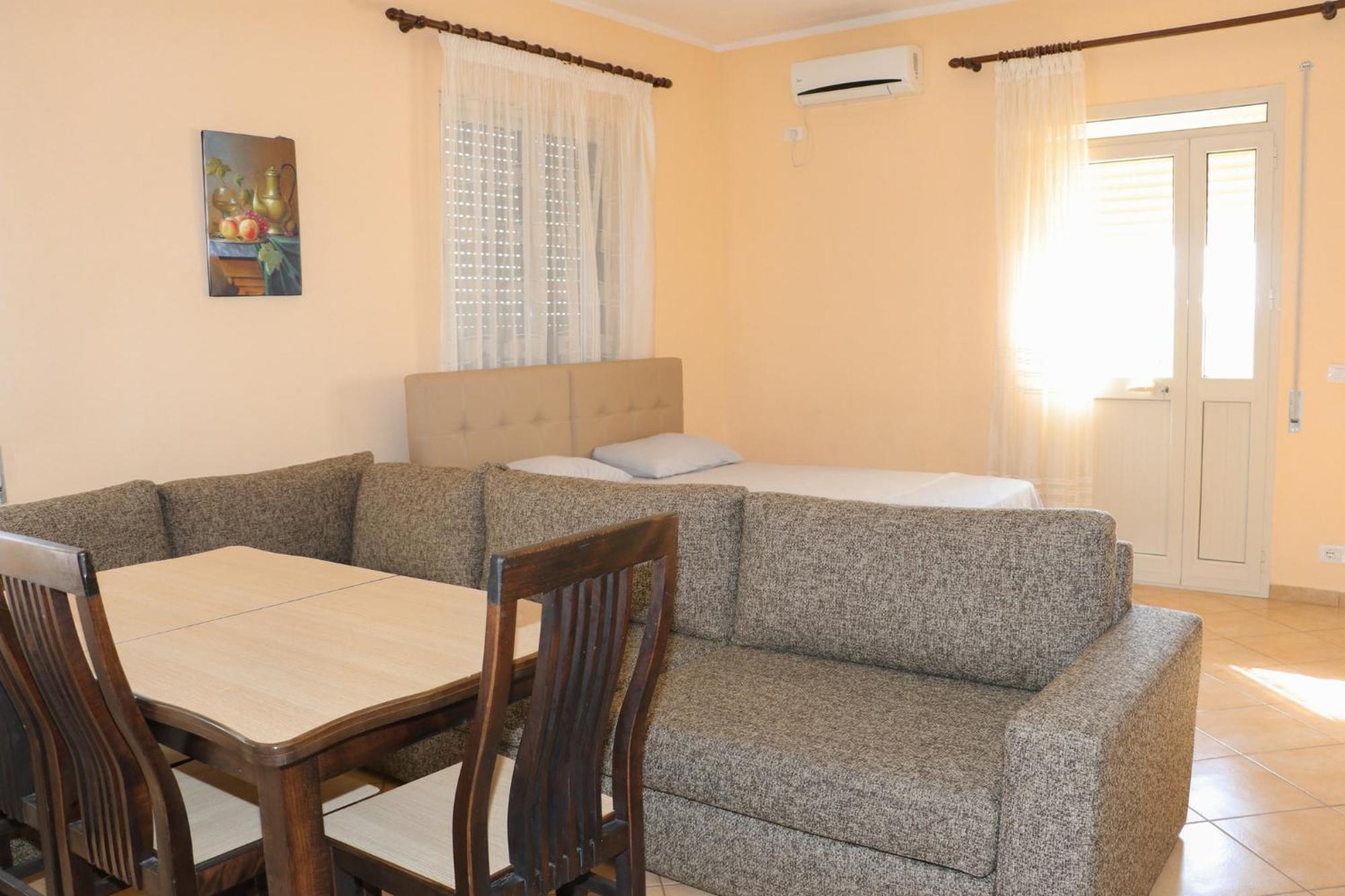 Hotel As Baks-Rrjoll Shkoder Bagian luar foto