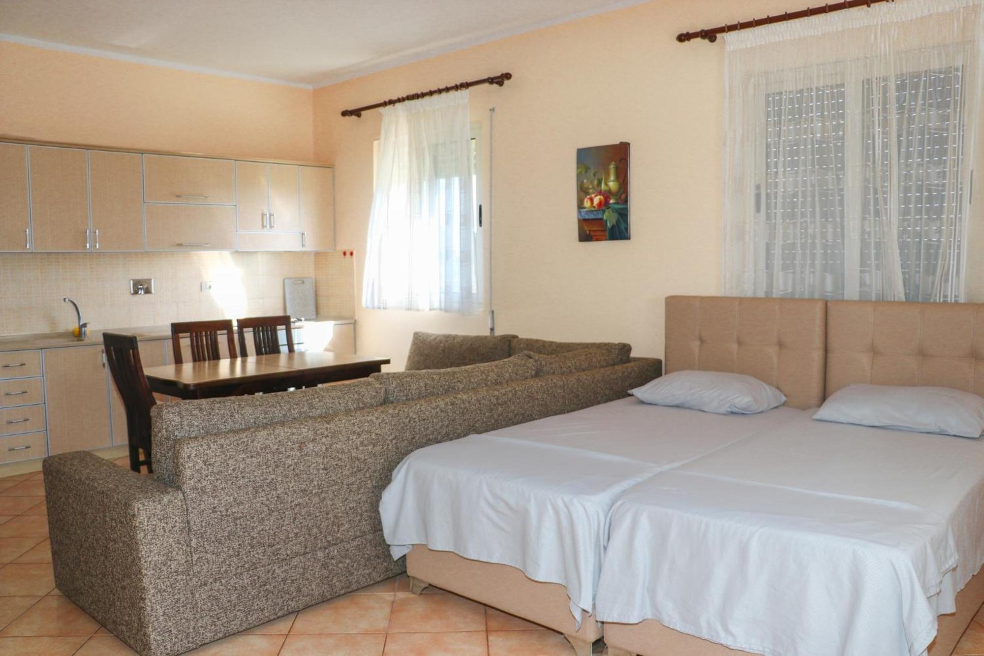 Hotel As Baks-Rrjoll Shkoder Bagian luar foto